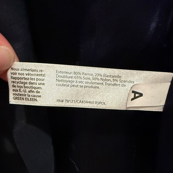 Eileen Fisher Navy Italian fabric Blazer size 8 - Picture 6 of 9